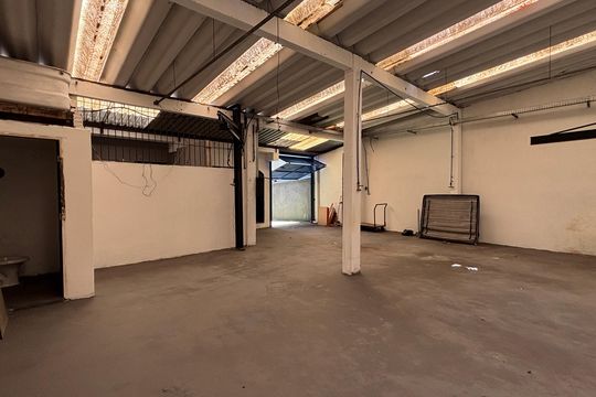 Quintal - Garagem de casa para alugar com 5 quartos, 374m² em Vila Scarpelli, Santo André