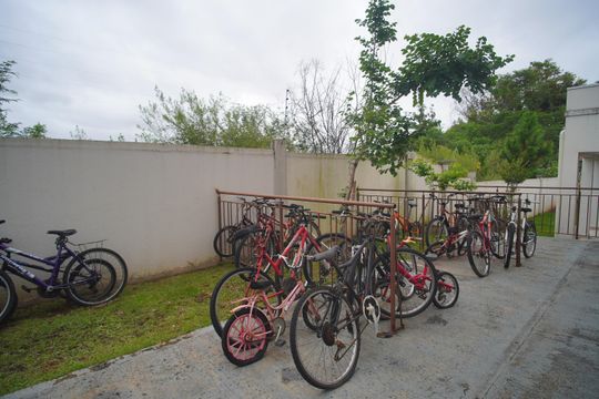 bicicletario de apartamento para alugar com 2 quartos, 40m² em Canudos, Novo Hamburgo