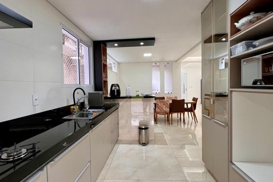 Casa à venda com 4 quartos, 220m² em Santa Ines, Belo Horizonte