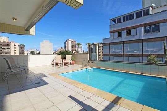 Apartamento para alugar com 3 quartos, 265m² em São João, Porto Alegre