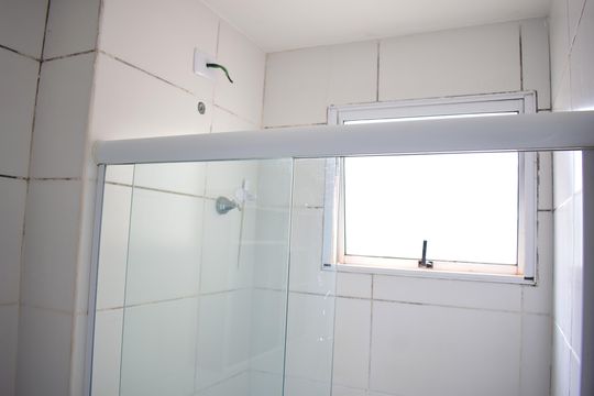 Banheiro de apartamento para alugar com 2 quartos, 50m² em Residencial das Americas, Ribeirão Preto