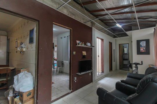 Casa para alugar com 2 quartos, 110m² em Vila Bancaria, São Paulo