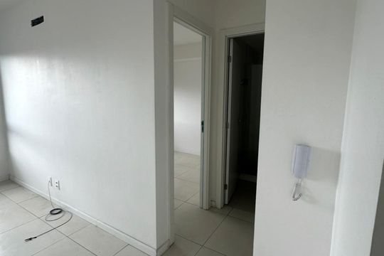 Sala de apartamento para alugar com 1 quarto, 47m² em Azenha, Porto Alegre