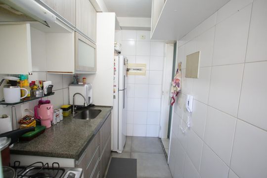 Cozinha de apartamento à venda com 2 quartos, 55m² em Taquara, Rio de Janeiro