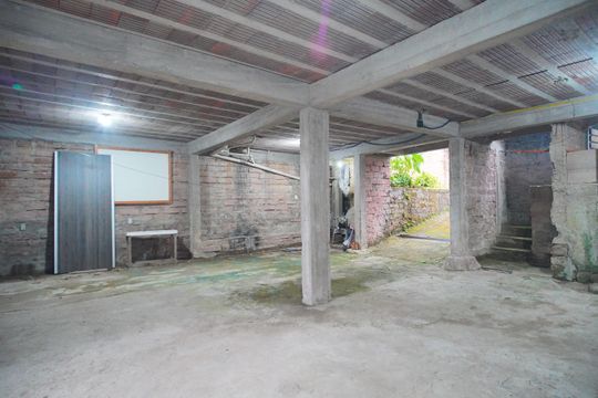 Garagem de casa à venda com 2 quartos, 80m² em Feitoria Seller, São Leopoldo