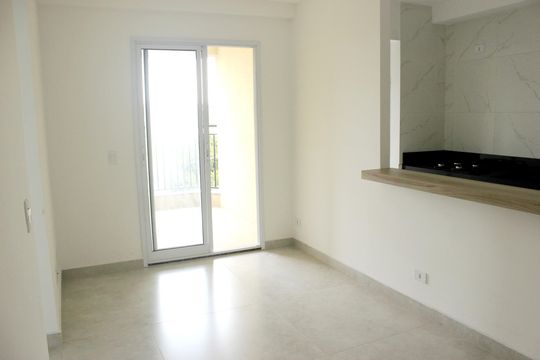Sala de apartamento à venda com 2 quartos, 52m² em Parque Jurema, Guarulhos