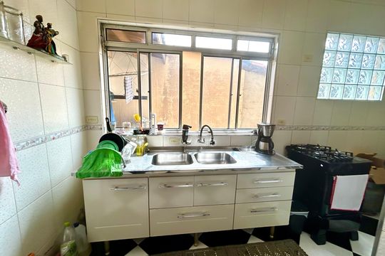 Cozinha de casa para alugar com 3 quartos, 260m² em Vila Barros, Guarulhos