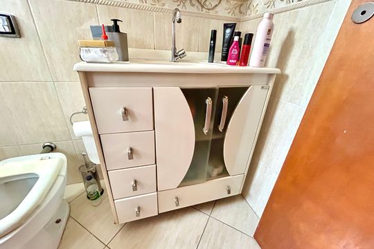 Banheiro da Suíte de casa para alugar com 3 quartos, 260m² em Vila Barros, Guarulhos