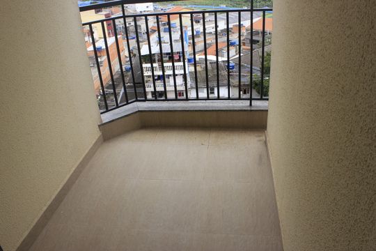 Varanda  de apartamento à venda com 2 quartos, 52m² em Parque Jurema, Guarulhos