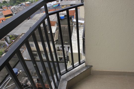 Varanda  de apartamento para alugar com 2 quartos, 52m² em Parque Jurema, Guarulhos