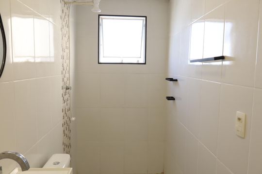 Banheiro de casa para alugar com 1 quarto, 33m² em Vila Celeste, São Paulo