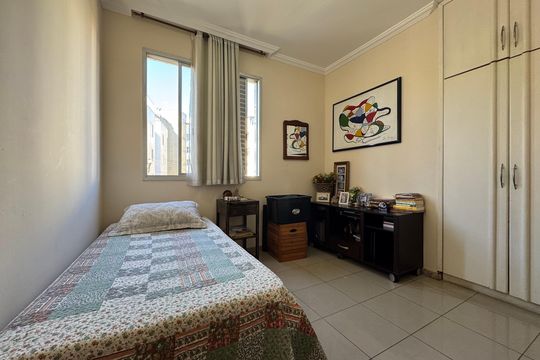 Apartamento à venda com 4 quartos, 195m² em Castelo, Belo Horizonte