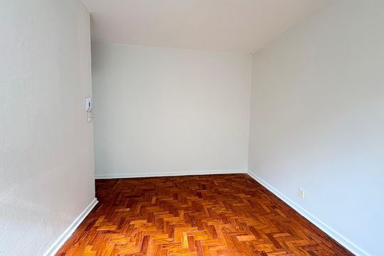Sala de apartamento à venda com 2 quartos, 51m² em Santo Amaro, São Paulo