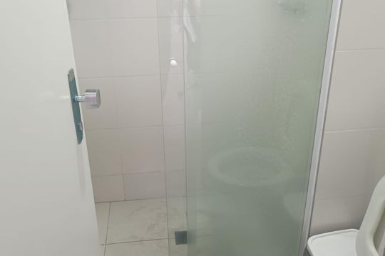 Banheiro de apartamento à venda com 1 quarto, 48m² em Tatuapé, São Paulo