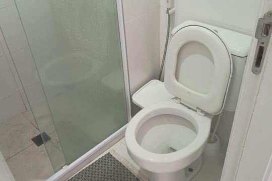 Banheiro de apartamento à venda com 1 quarto, 48m² em Tatuapé, São Paulo