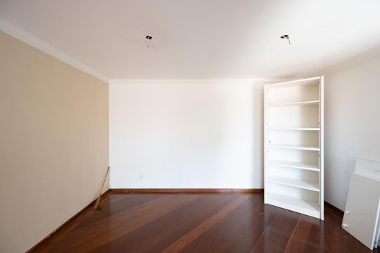 Sala de apartamento à venda com 3 quartos, 123m² em Mirandópolis, São Paulo