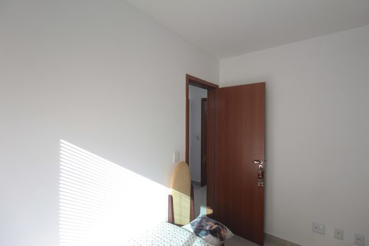 Quarto 1 de apartamento à venda com 3 quartos, 160m² em Itapoã, Belo Horizonte