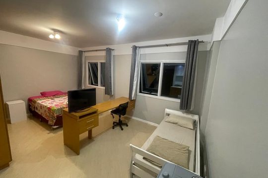 Sala/Quarto de apartamento para alugar com 1 quarto, 35m² em Alphaville Industrial, Barueri