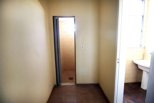 Quarto de Serviço de apartamento à venda com 2 quartos, 69m² em Irajá, Rio de Janeiro