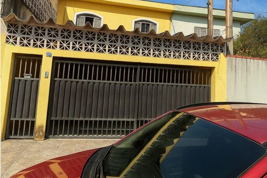 Casa à venda com 4 quartos, 220m² em Jardim Santa Vicencia, Guarulhos