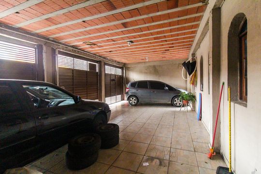 Garagem de casa para alugar com 4 quartos, 362m² em Itaquera, São Paulo