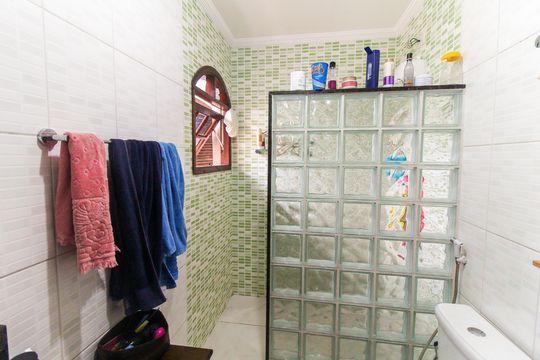 Banheiro da Suíte 3 de casa para alugar com 4 quartos, 362m² em Itaquera, São Paulo