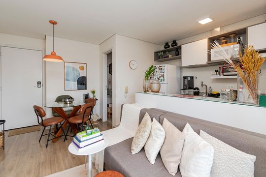 Sala de apartamento à venda com 1 quarto, 43m² em Campo Belo, São Paulo