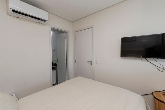 Suíte de apartamento à venda com 1 quarto, 43m² em Campo Belo, São Paulo