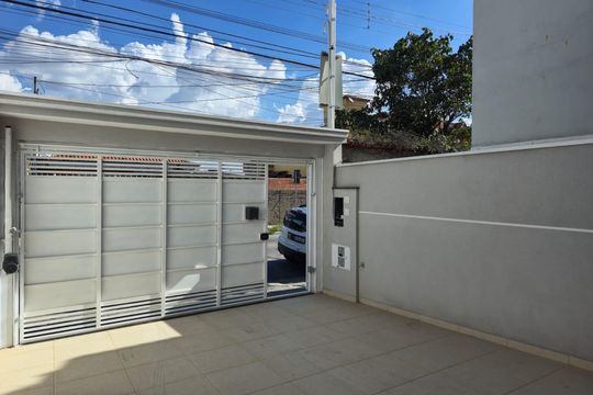 Garagem de casa à venda com 3 quartos, 160m² em Parque Continental I, Guarulhos