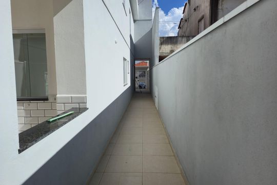 Corredor de casa à venda com 3 quartos, 160m² em Parque Continental I, Guarulhos
