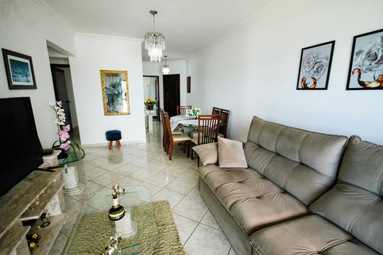 Apartamento para alugar com 3 quartos, 122m² em Vila Caiçara, Praia Grande