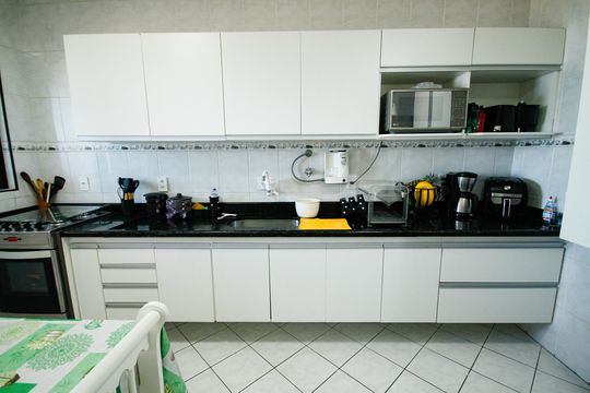 Apartamento para alugar com 3 quartos, 122m² em Vila Caiçara, Praia Grande