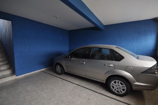Garagem de casa à venda com 3 quartos, 225m² em Tremembé, São Paulo