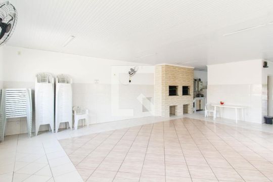 Área externa de apartamento à venda com 2 quartos, 48m² em Mato Grande, Canoas