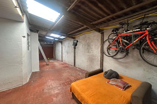 Garagem de casa à venda com 5 quartos, 300m² em Vila Pouso Alegre, Barueri