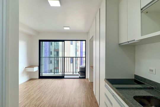 Cozinha de kitnet/studio para alugar com 1 quarto, 26m² em Pinheiros, São Paulo