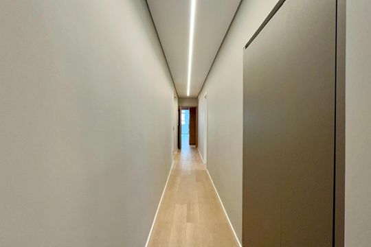 Corredor de apartamento para alugar com 3 quartos, 156m² em Jardim Paulista, São Paulo