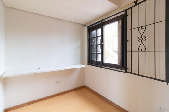 Quarto 2 de casa de condomínio para alugar com 3 quartos, 60m² em Vila Nova, Porto Alegre