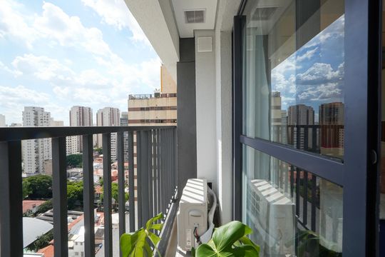 Varanda de kitnet/studio à venda com 1 quarto, 23m² em Vila Mariana, São Paulo