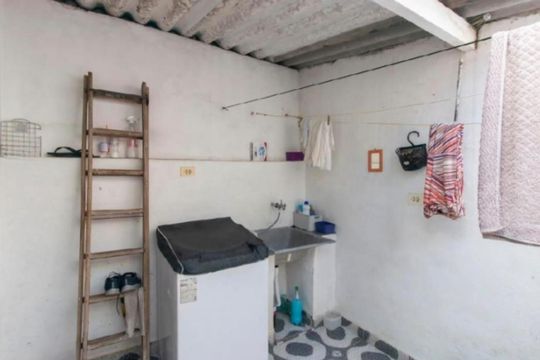 Área de serviço de casa à venda com 4 quartos, 140m² em Jardim Japao, São Paulo