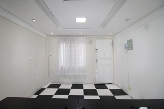 Apartamento para alugar com 2 quartos, 48m² em Jardim Nélia, São Paulo