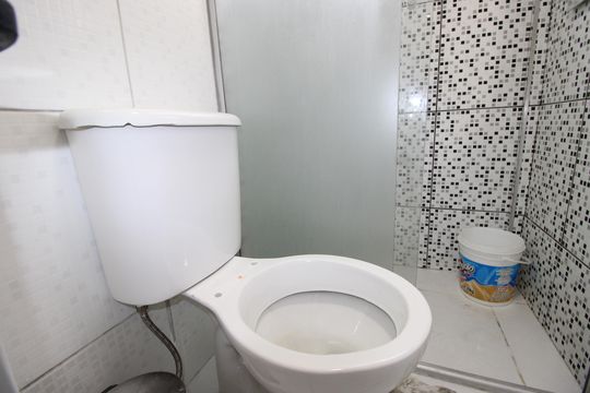 Bahneiro de apartamento para alugar com 2 quartos, 48m² em Jardim Nélia, São Paulo