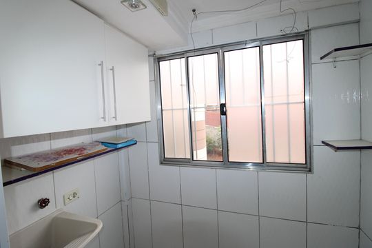 Área de Serviço de apartamento para alugar com 2 quartos, 48m² em Jardim Nélia, São Paulo