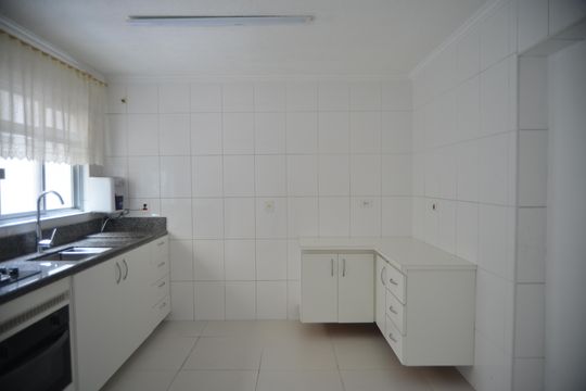 Cozinha de casa à venda com 3 quartos, 225m² em Vila Scarpelli, Santo André