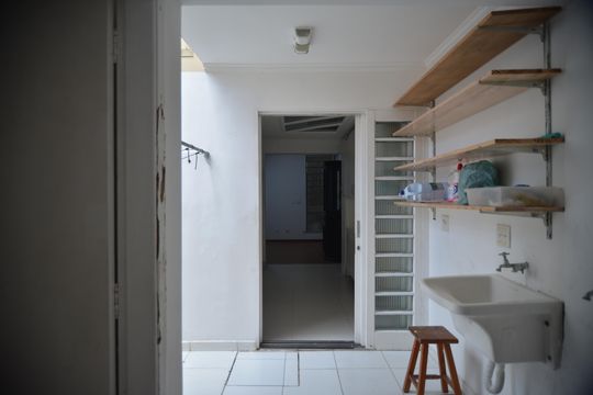 Área de Serviço de casa à venda com 3 quartos, 225m² em Vila Scarpelli, Santo André