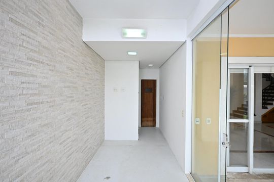Sauna de casa de condomínio para alugar com 3 quartos, 550m² em Jardim Morumbi, São Paulo