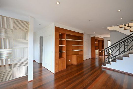 Casa de Condomínio para alugar com 3 quartos, 550m² em Jardim Morumbi, São Paulo