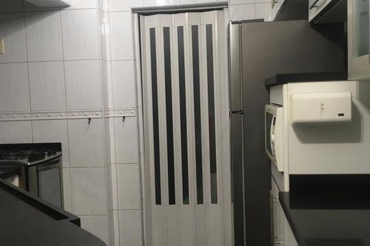 Cozinha de apartamento para alugar com 2 quartos, 75m² em Vila Romana, São Paulo