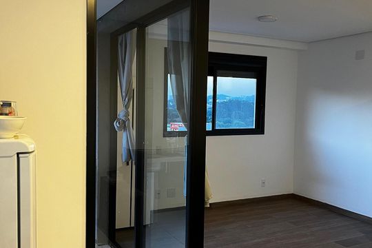 Quarto de kitnet/studio para alugar com 1 quarto, 39m² em Km 18, Osasco