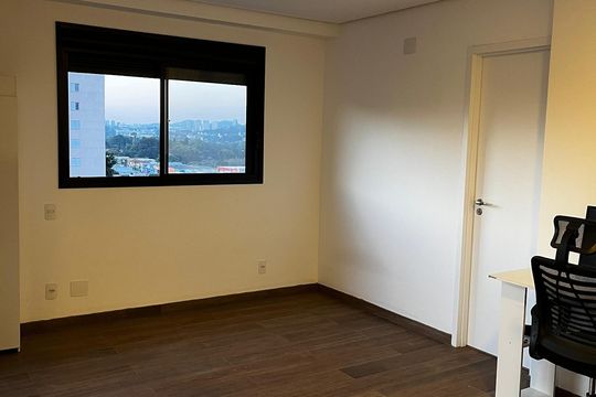 Sala de kitnet/studio à venda com 1 quarto, 39m² em Km 18, Osasco
